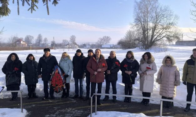 ▌ Митинг-реквием у памятника жертв фашизма